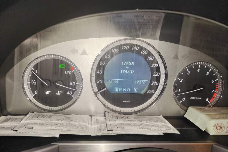 Used Mercedes-Benz GLK-Class 2011 GLK 300 4MATIC Dynamic Model
