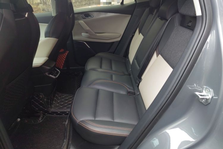 Used Lynk & Co 06 EM-P 2022 PHEV 84 km Range Pro Version
