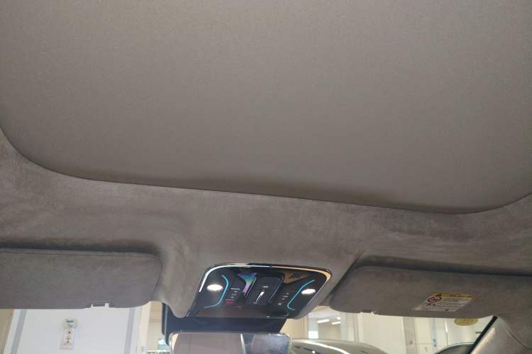 Used JETOUR Shanhai L9 2025 1.5TD 2DHT Flagship Edition 6 Seats
