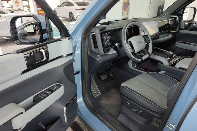 Used Formula Leopard 5 2025 TianShen Intelligent Driving Ultra Edition Driver Seat