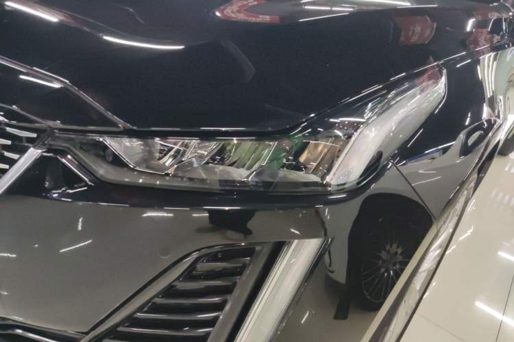 Used Cadillac CT5 2021 28T Luxury Model