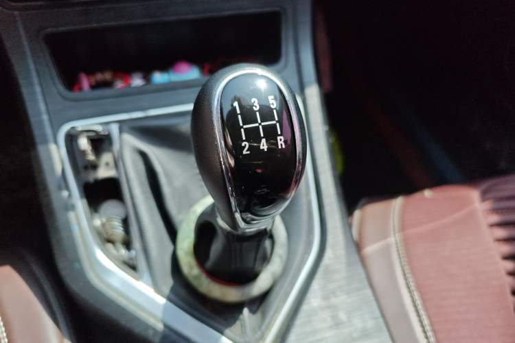 Used Geely Auto Vision 2020 1.5L Manual Asian Games Edition Gear Lever