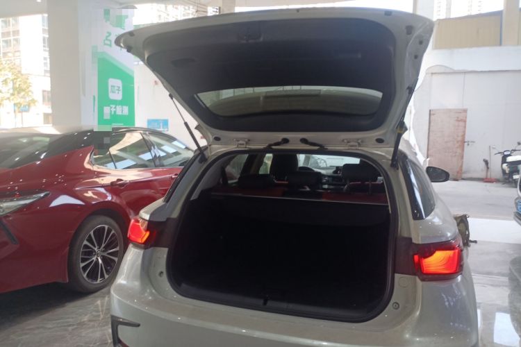 Used Lexus CT 2017 CT200h Comfort Edition Monochrome China V Standard