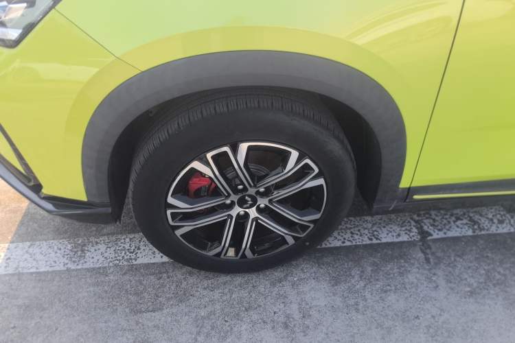 Used Wuling Alvez 2022 1.5T CVT Trendy & Cool Edition