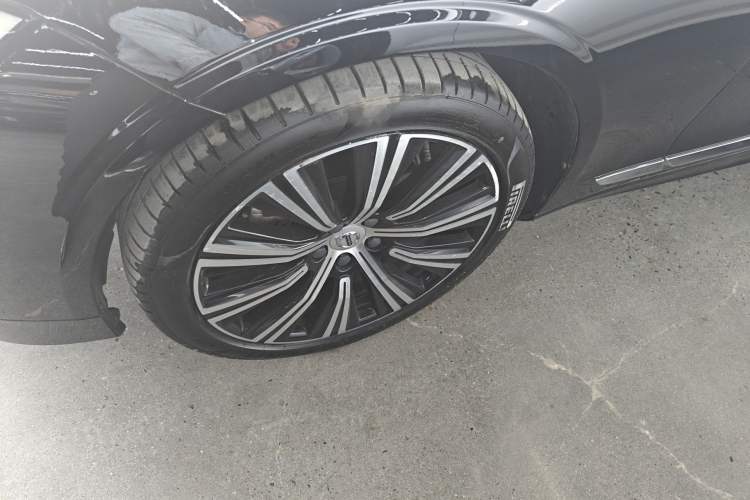 Used Volvo S90 2023 B5 Zhiyuan Luxury Edition