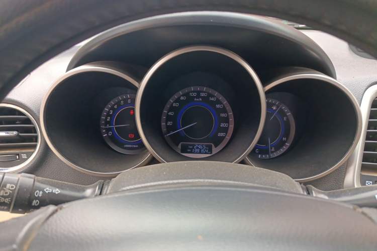 Used CHANGAN Eado 2015 1.6L Manual Luxury Model China IV Standard