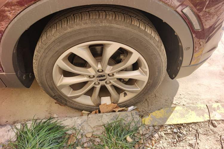 Used Lincoln MKC 2017 2.0T Two-Wheel-Drive Luxury Edition