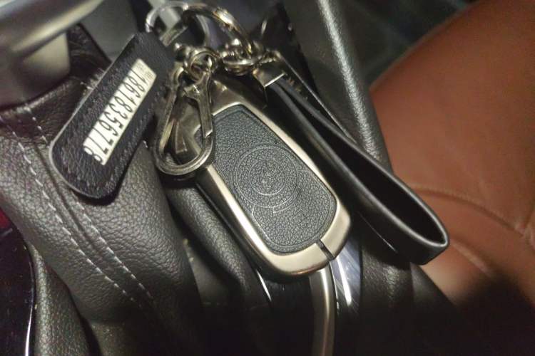 Used Buick GL6 2018 18T 6-Seater Prestige Model
