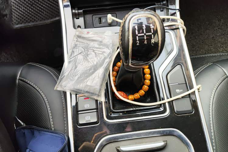 Used Chery Arrizo GX 2018 1.5T Manual Version Emission Standard China V Gear Lever