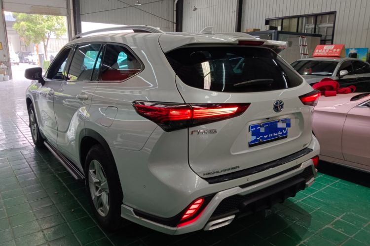 Used Toyota Highlander 2022 Dual-Engine 2.5L 4x4 Elite Edition 7-Seater