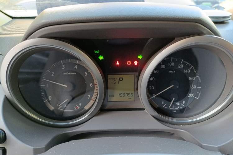 Used Toyota Prado 2014 2.7L Automatic Luxury Edition