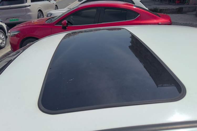 Used Geely Auto Vision 2017 1.5L Automatic Happiness Edition Roof