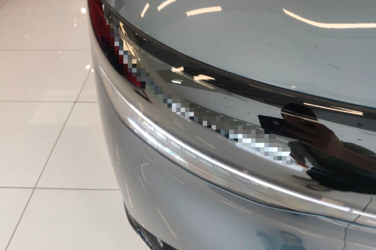 Used Zeekr 7X 2025 75 kWh Rear-Wheel Drive Intelligent Driving Version Right Front Headlight