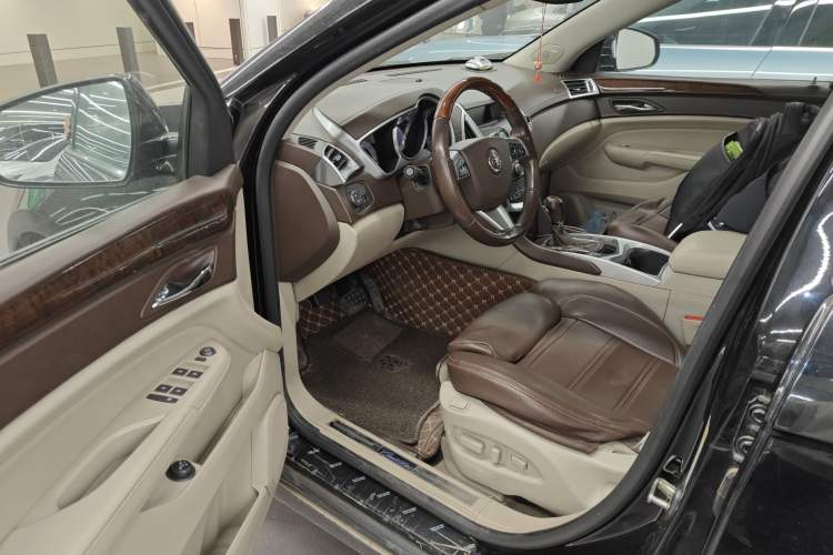 Used Cadillac SRX 2010 3.0L Luxury Edition Driver Seat