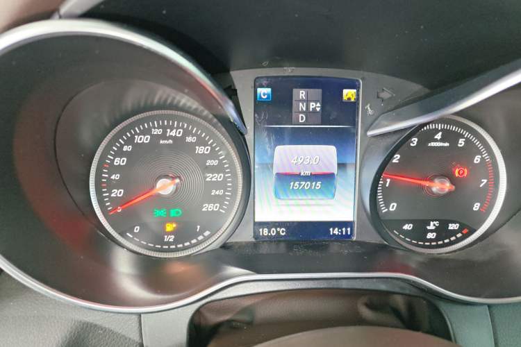 Used Mercedes-Benz GLC 2016 GLC 260 4MATIC Luxury Model