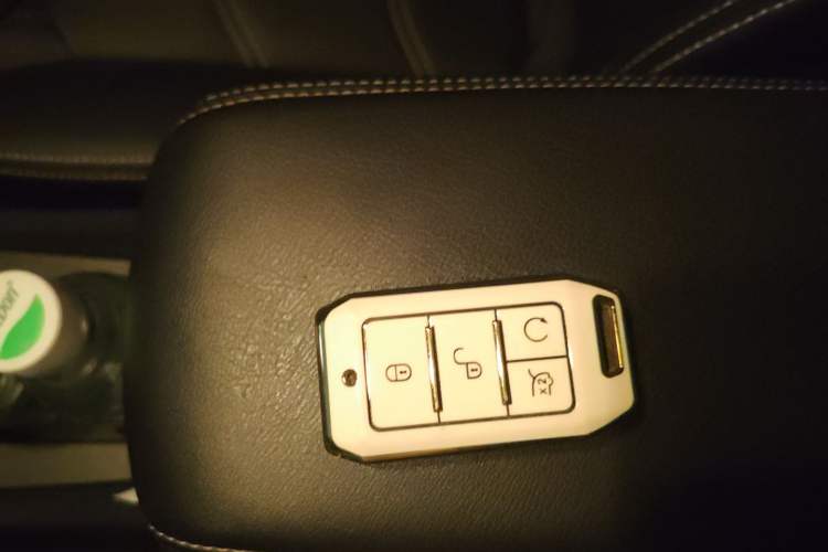 Used BYD S2 2019 Smart Standard Version
