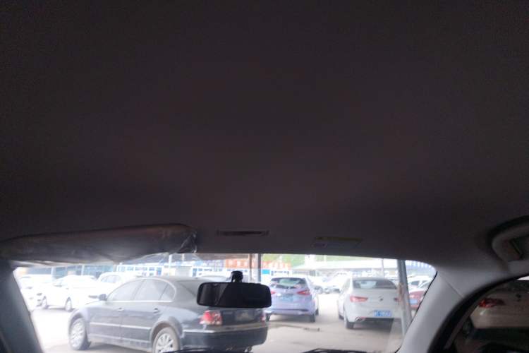 Used Roewe Clever 2022 311km QiQi BoBo Edition