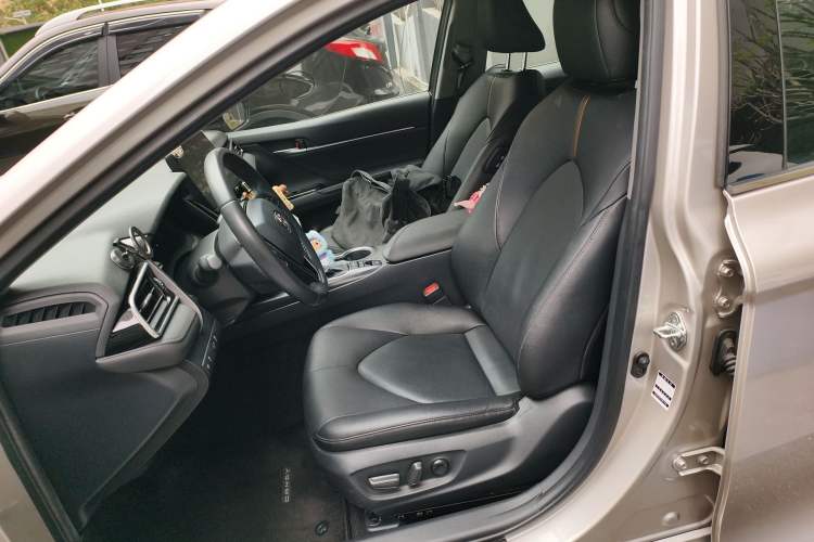 Used Toyota Camry 2021 Dual-Motor 2.5HG Luxury Edition Left Front Seat