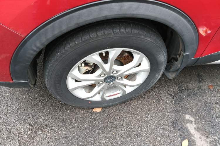 Used Haval H2s 2018 Red-Label 1.5T Dual-Clutch Elite Model Left Front Wheel Hub