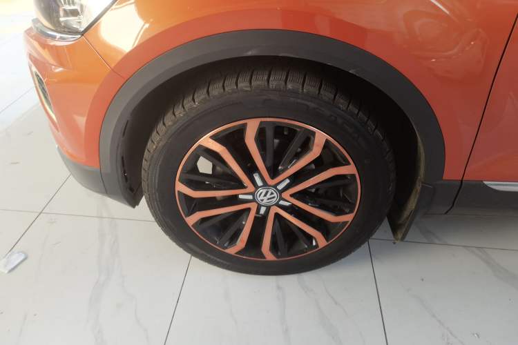 Used Volkswagen T-ROC 2018 280TSI DSG Two-Wheel-Drive Comfort Version China V Standard