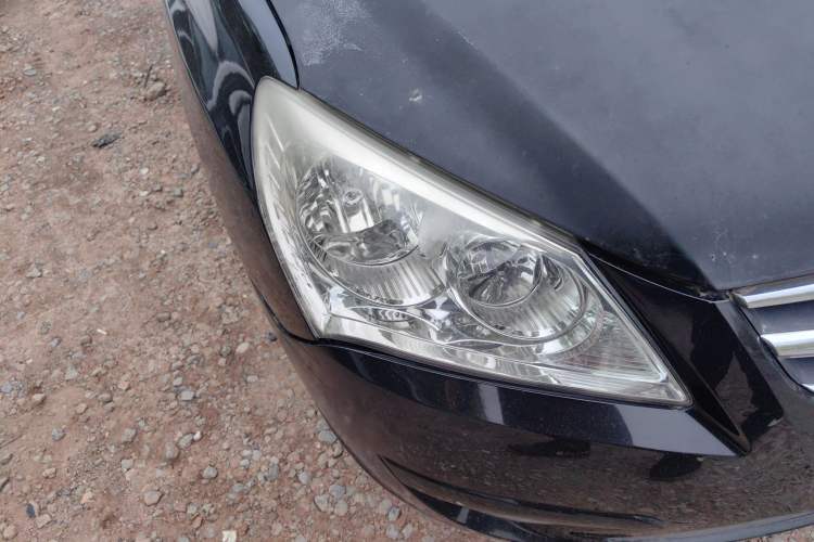 Used Hyundai Celesta 2008 1.6L MT GL Right Front Headlight