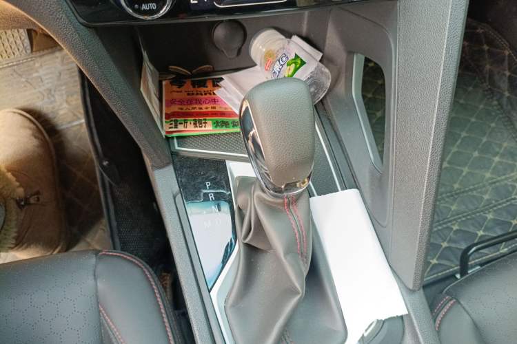 Used Chevrolet Orlando 2018 Redline 530T Automatic Enjoyment Edition (5+2 Model) – China V Standard Gear Lever