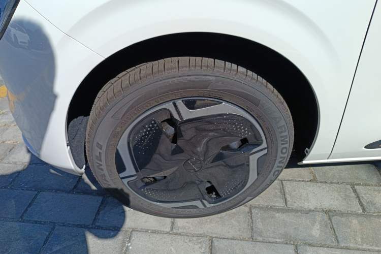 Used Dongfeng NAMMI 01 2026 Model Originality Edition 330Plus
