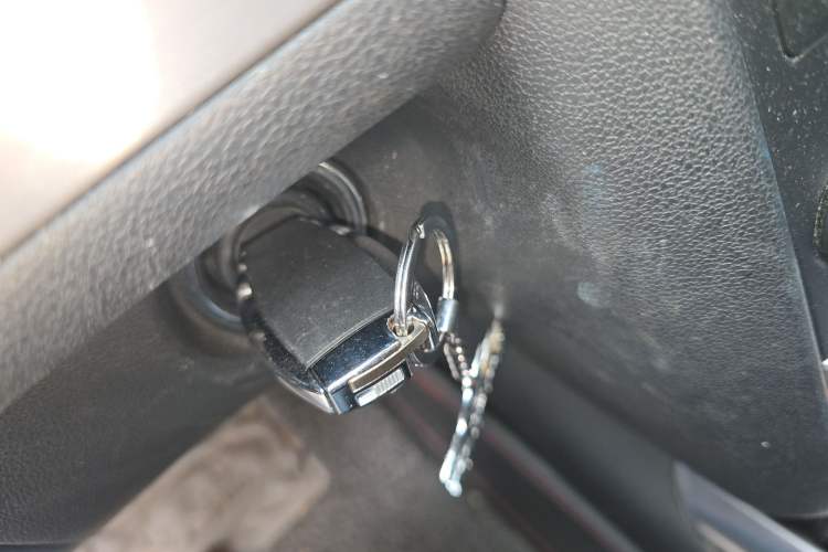 Used Mercedes-Benz R-Class 2014 R 320 4MATIC Business Model