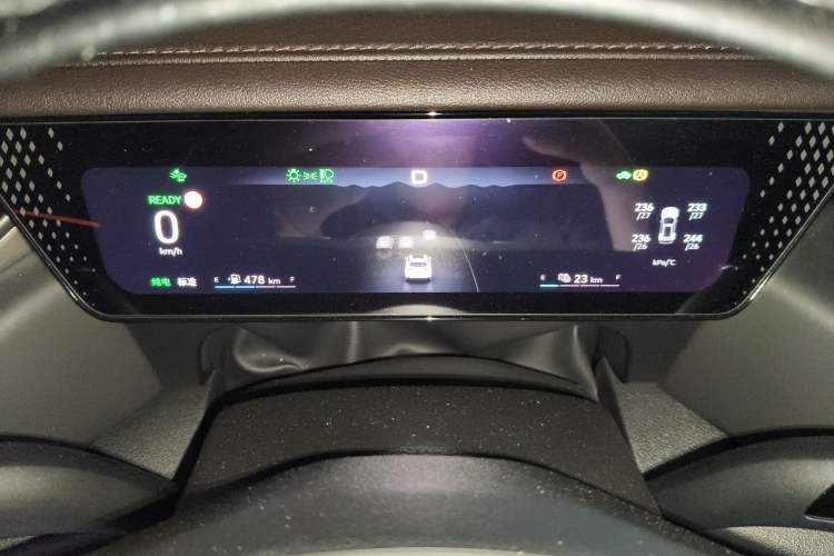 Used Wey Mocha New Energy 2023 Two-Wheel Drive Long-Range Version