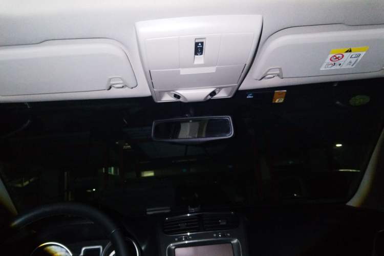 Used Dodge Journey 2013 2.4L Two-Wheel Drive Luxury Version