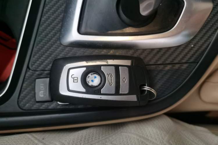 Used BMW 3 Series 2014 320Li Fashion Model
