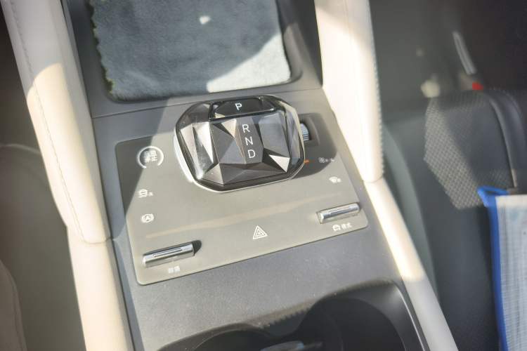 Used BYD Yuan UP 2024 401KM Leading Edition
