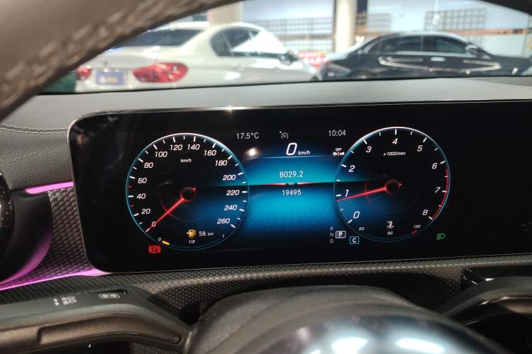 Used Mercedes-Benz A-Class 2022 Revised Version A 200 L Sport Sedan Fashionable Style