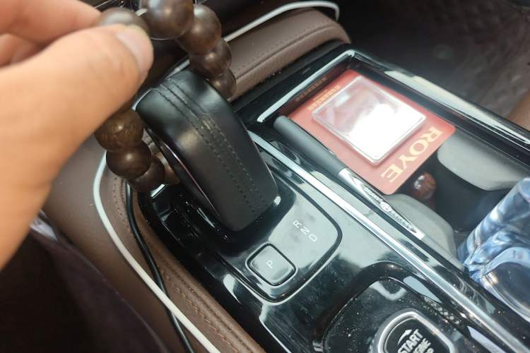 Used Volvo S90 New Energy 2021 T8 eDrive Hybrid Zhiyi Luxury Edition Gear Lever