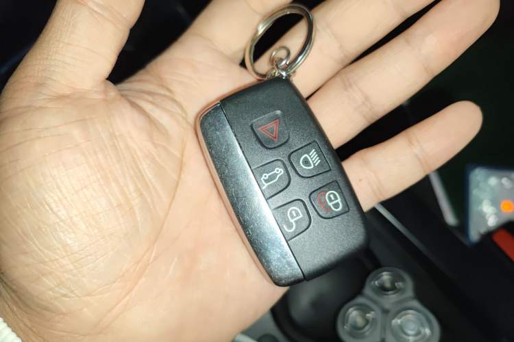 Used Land Rover Discovery Sport 2016 2.0T HSE Vehicle Key