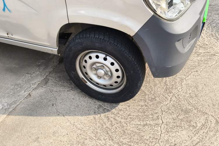 Used Wuling Zhiguang 2015 1.2L Practical LS-I Model