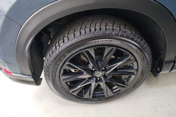 Used Mazda CX-5 2021 2.5L Automatic 4x4 Black Knight Exterior 5