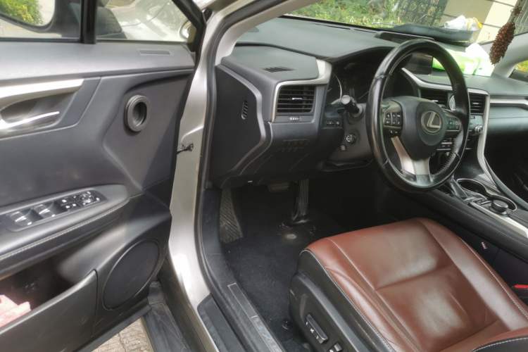 Used Lexus RX 2016 300 Two-Wheel Drive Elite Version China V Standard
