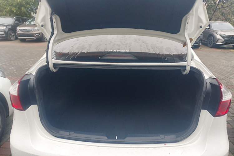 Used Kia K3 2016 1.6L Automatic GLS
