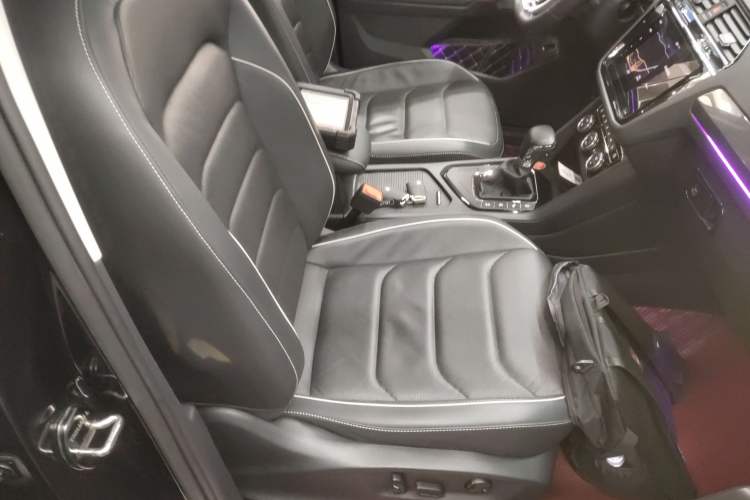 Used Volkswagen Tiguan L 2021 330TSI Automatic Two-Wheel Drive R-Line Flagship Edition
