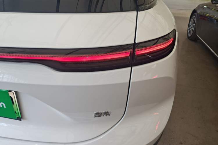 Used Nio ES6 2024 75 kWh
