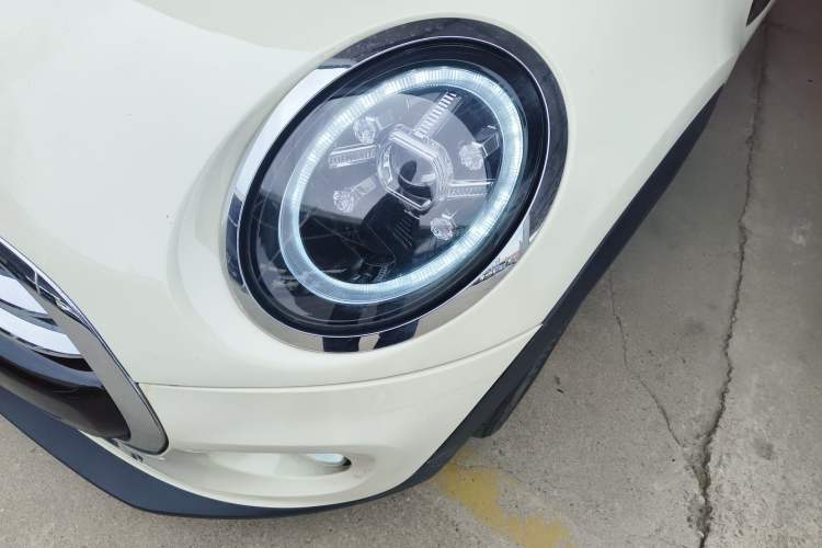 Used MINI 2014 1.5T COOPER Fun
