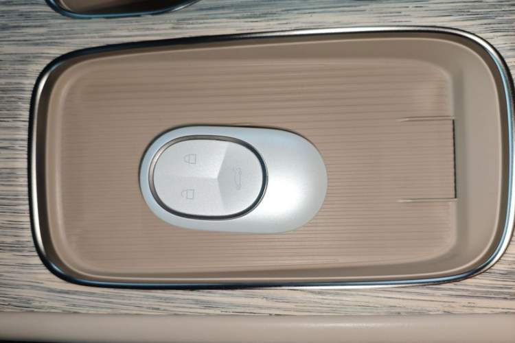 Used Nio ET7 2024 75 kWh Executive Signature Edition