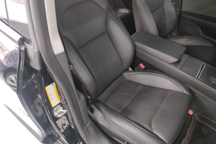 Used Tesla Model 3 2023 Rear-Wheel-Drive Version