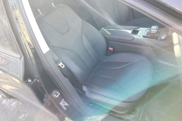 Used Hongqi E-QM5 2023 Revised Version Basic Travel Edition
