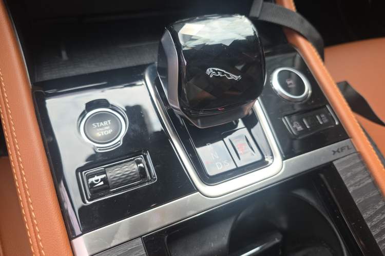 Used Jaguar XFL 2022 XFL 2.0T P250 Two-Wheel-Drive Elite Sport Edition