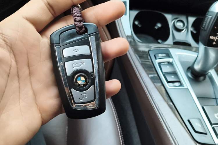 Used BMW 5 Series 2014 525Li Luxury Design Package Vehicle Key