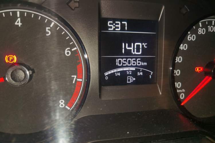 Used Volkswagen Polo 2016 1.4L Manual Fashion Model Odometer Close Up