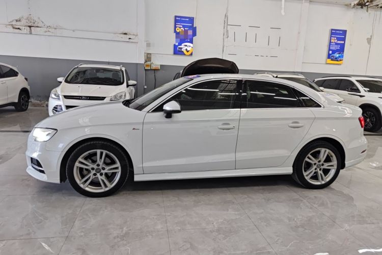 Used Audi A3 2019 Limousine 35 TFSI Fashion Edition China V standard