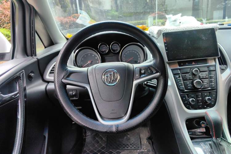 Used Buick GT 2013 XT 1.6L Automatic Fashion Edition